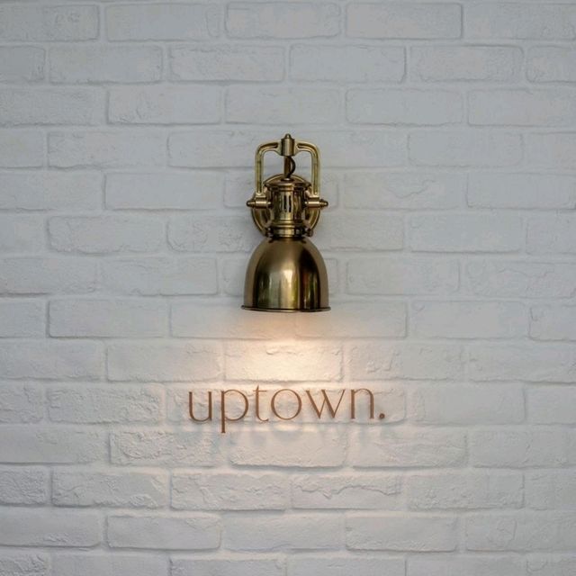 Uptown Cafe