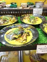 A FLAVOR EXPLOSION IN SULTAN SALAI RESTAURANT, MELAKA