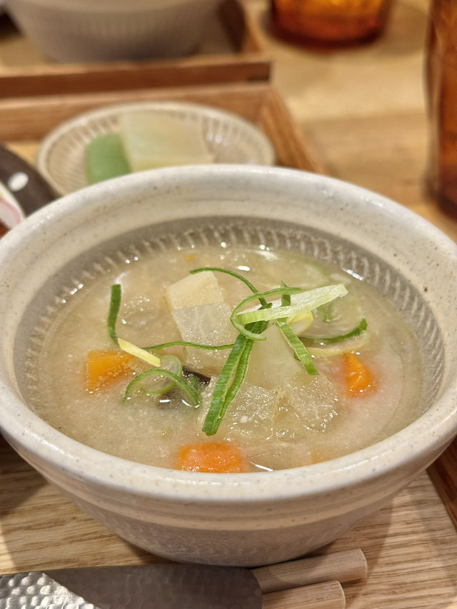【兵庫/三宮】ごはん好きにはたまらない8種類のごはんがおかわり自由