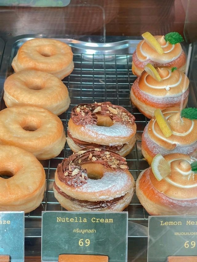 MOON.DOUGHNUTS🍩🥯