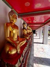 ✨ The Amazing Reclining Buddha at Wat Pho, Bangkok! 🇹🇭🛕