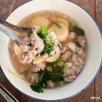  #หลงกะเพรา #ร้านอาหารริมน้ำระยอง #ระยอง 