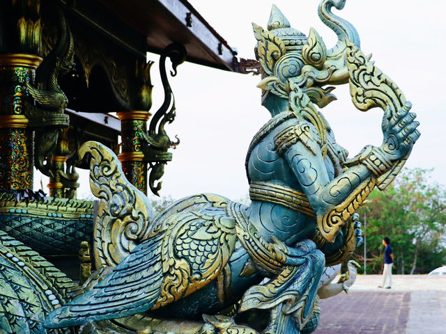 วัดสิรินธรวรารามภูพร้าว