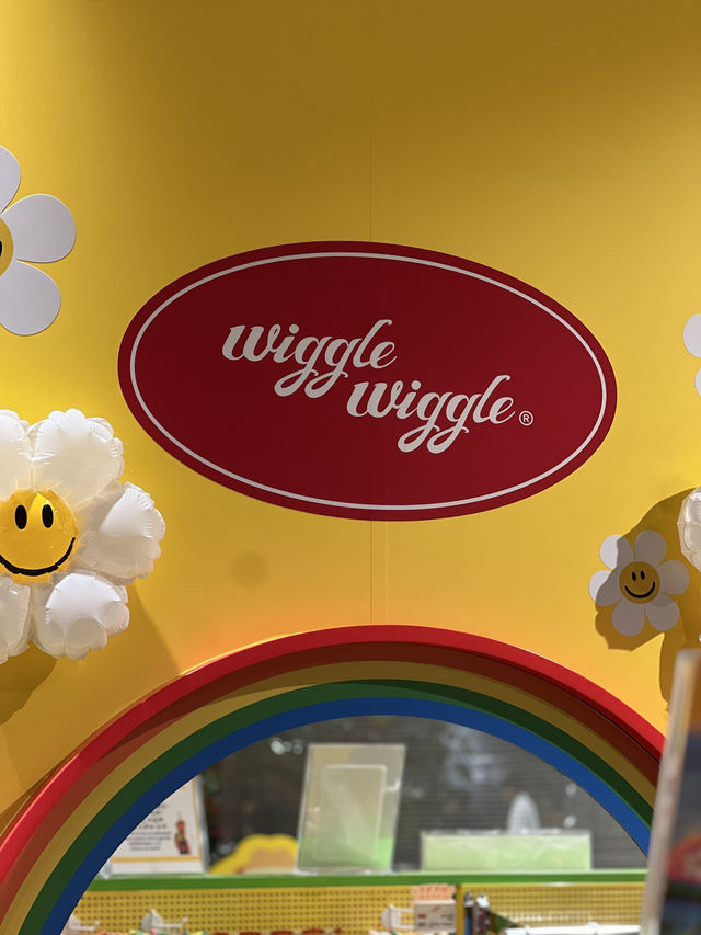 어린아이서부터 어른들까지 다양한 선물을 저렴하게 사고싶다면! 무조건 wiggle wiggle🌼 하세요!