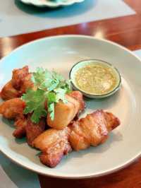กุ้งแม่น้ำทอดเกลืออร่อยมากและราคาไม่แพงด้วย