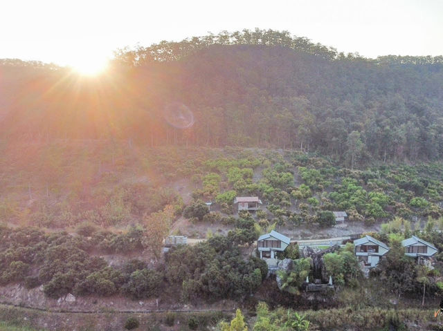 ชวนแช่ออนเซ็นส่วนตัวกับรีสอร์ทบนเนินเขา Rock onsen