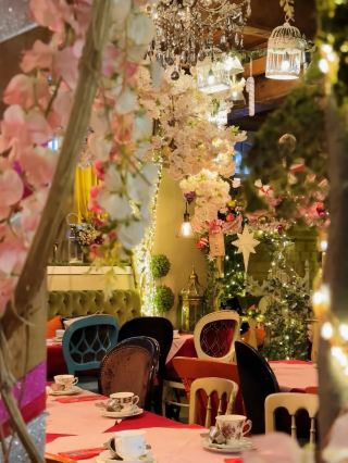 🇬🇧 Manchester | Alice in Wonderland Afternoon Tea
