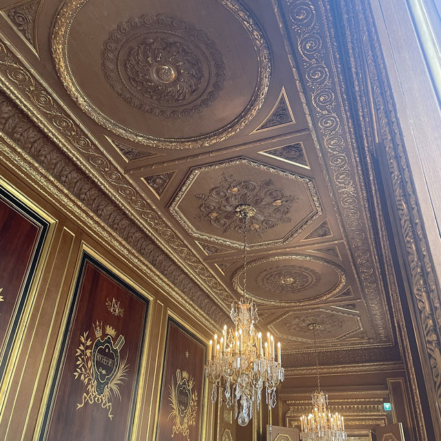 【パリ🇫🇷】最新人気スポット！Hôtel de la Marine