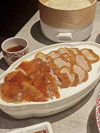 啟德零售館摩登中式料理