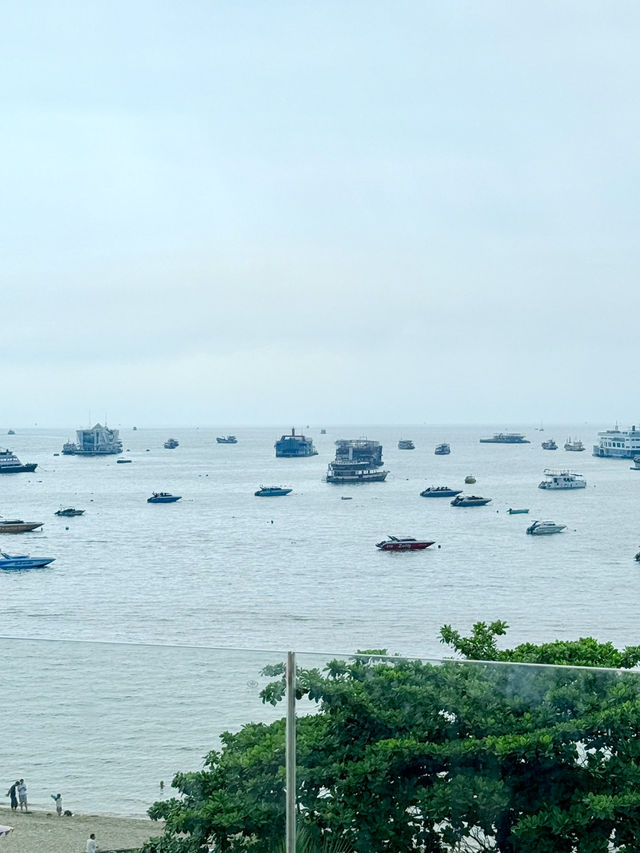 Shaloba by the sea (Pattaya) 