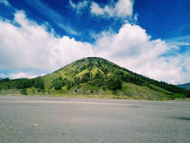 印度尼西亞著名景點：bromo火山🌋，適合打卡拍照📸