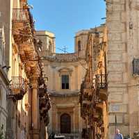 🌸 Spring Splendor: A Day at Teatro Tina Di Lorenzo & Beyond! 🎭