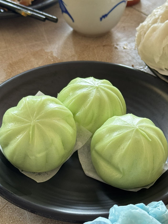 Queue worthy bites 