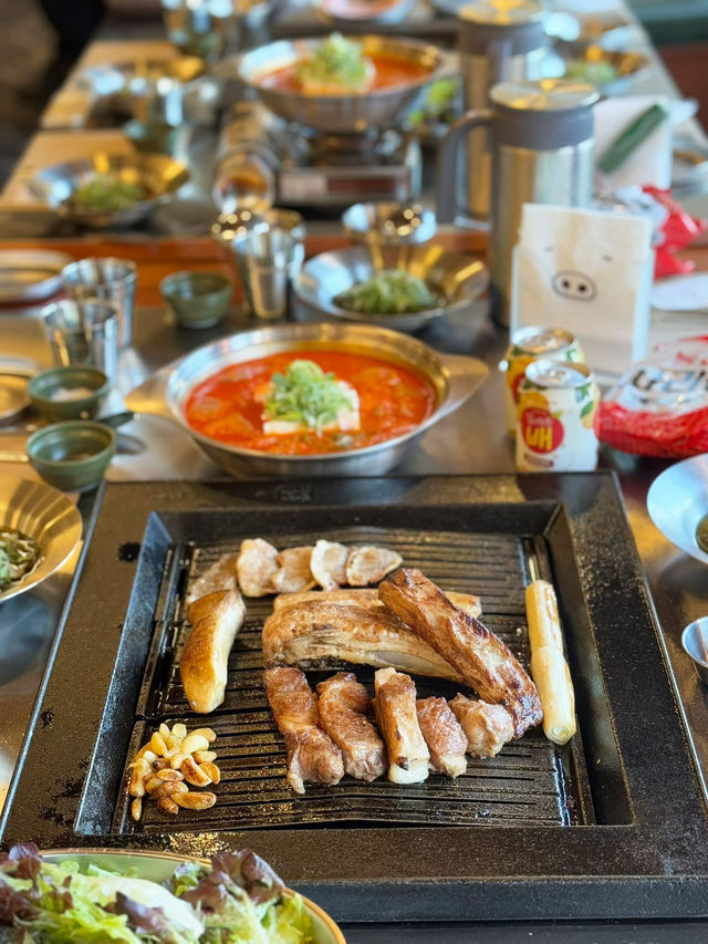 韓國🇰🇷 傳奇燒肉「金豬食堂」