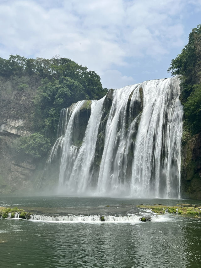 Exploring Huangguoshu Waterfall Scenic Area