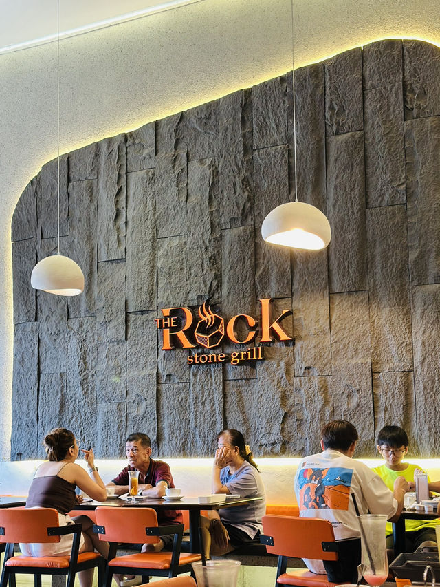 【The Rock Stone Grill】Great Dining Restaurant in JB