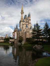 ว Tokyo Disneyland – โลกแห่งจินตนาการในญี่ปุ่น
