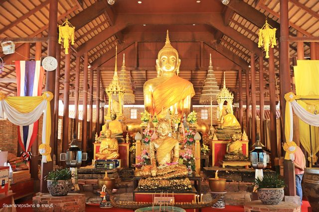 วัดมหาธาตุวรวิหาร ราชบุรี