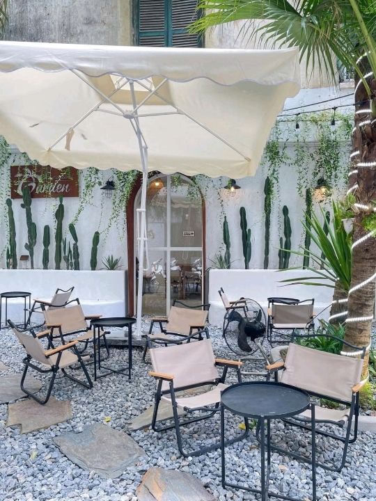 The Hideout Garden Cafe The Hideout Garden Cafe