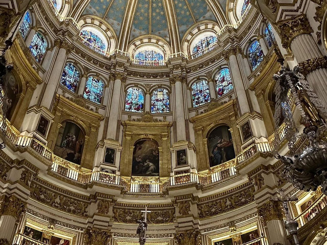 Granada Cathedral: A Renaissance Masterpiece in the Heart of Andalusia