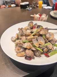 🐚 칭다오 여행기 – 맛있는 음식과 가성비 해산물, 그리고 풍부한 볼거리까지!