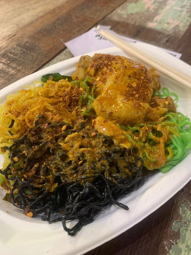 ✨Amazing Must-Eats Street Food at Icon Siam✨
