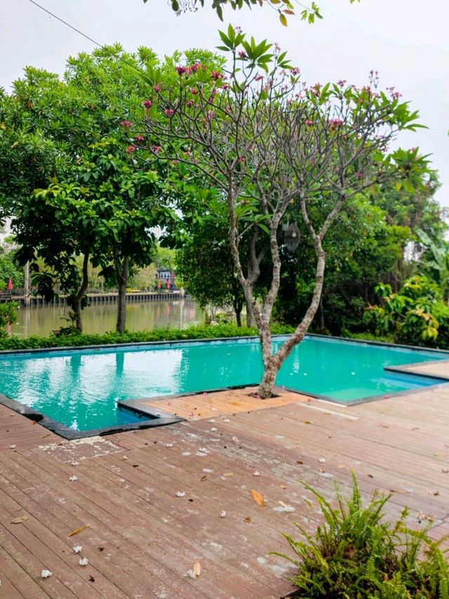 🏨 :  เรือนพฤกษา บูติค รีสอร์ท ปากเกร็ด นนทบุรี