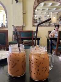 One Chun Café & Restaurant – Retro Charm and Bold Phuketian Flavours