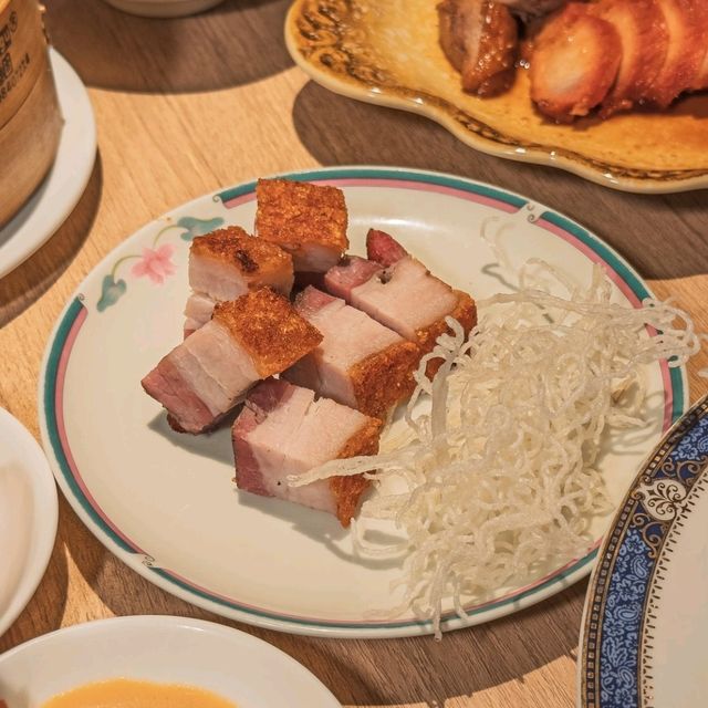บุฟเฟ่ต์ติ่มซำระดับพรีเมี่ยมในราคาหลักร้อยที่รัชดา