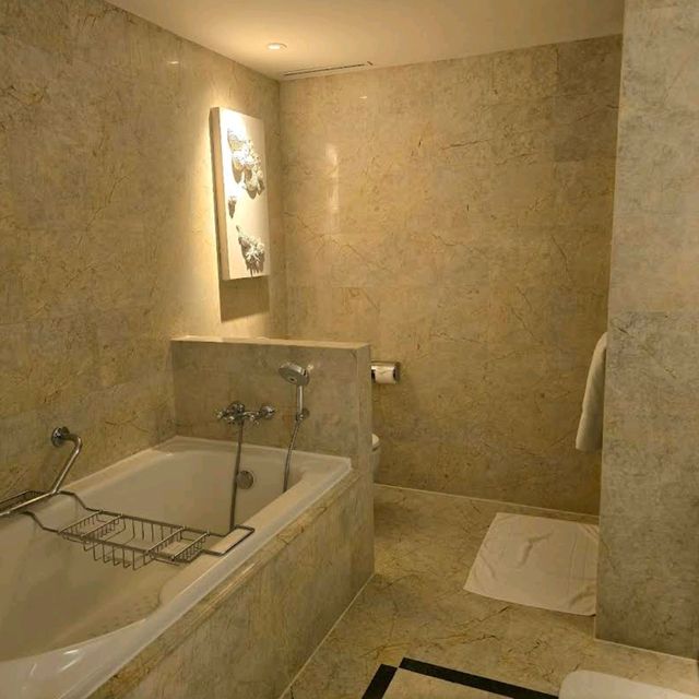 The Athenee Hotel, a Luxury Collection Hotel