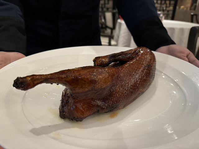 🦆✨ Unexpected Elegance: A Perfect Dinner at Wan Chun Ting 🥢