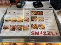 🍔 ร้านเบอร์เกอร์ เนื้อดี ขนมปังนุ่มฉ่ำ Smizzle