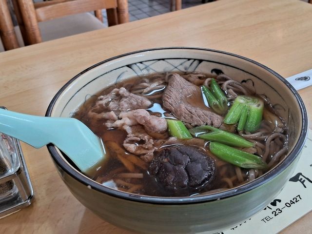 【山形】米沢駅前の美味しい肉そば！