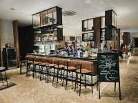 The Mesh Restaurant, Bar & Lounge
