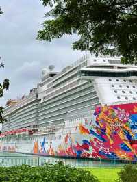 🚢💫 Genting Dream Cruise – Sail. Eat. Relax. Repeat. 🌊🍹