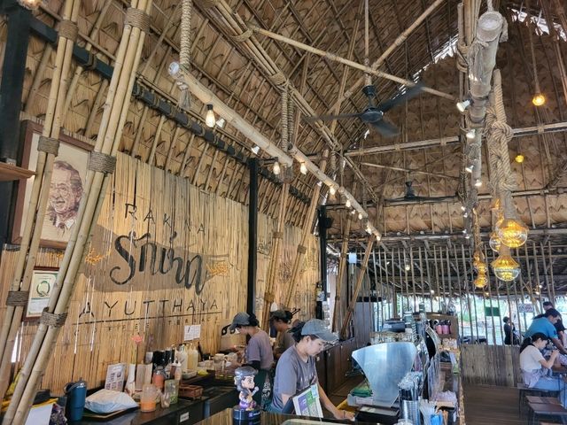 RAK NA’S COFFEE & TERRACE/悠閒享受曼谷郊區的田野風光