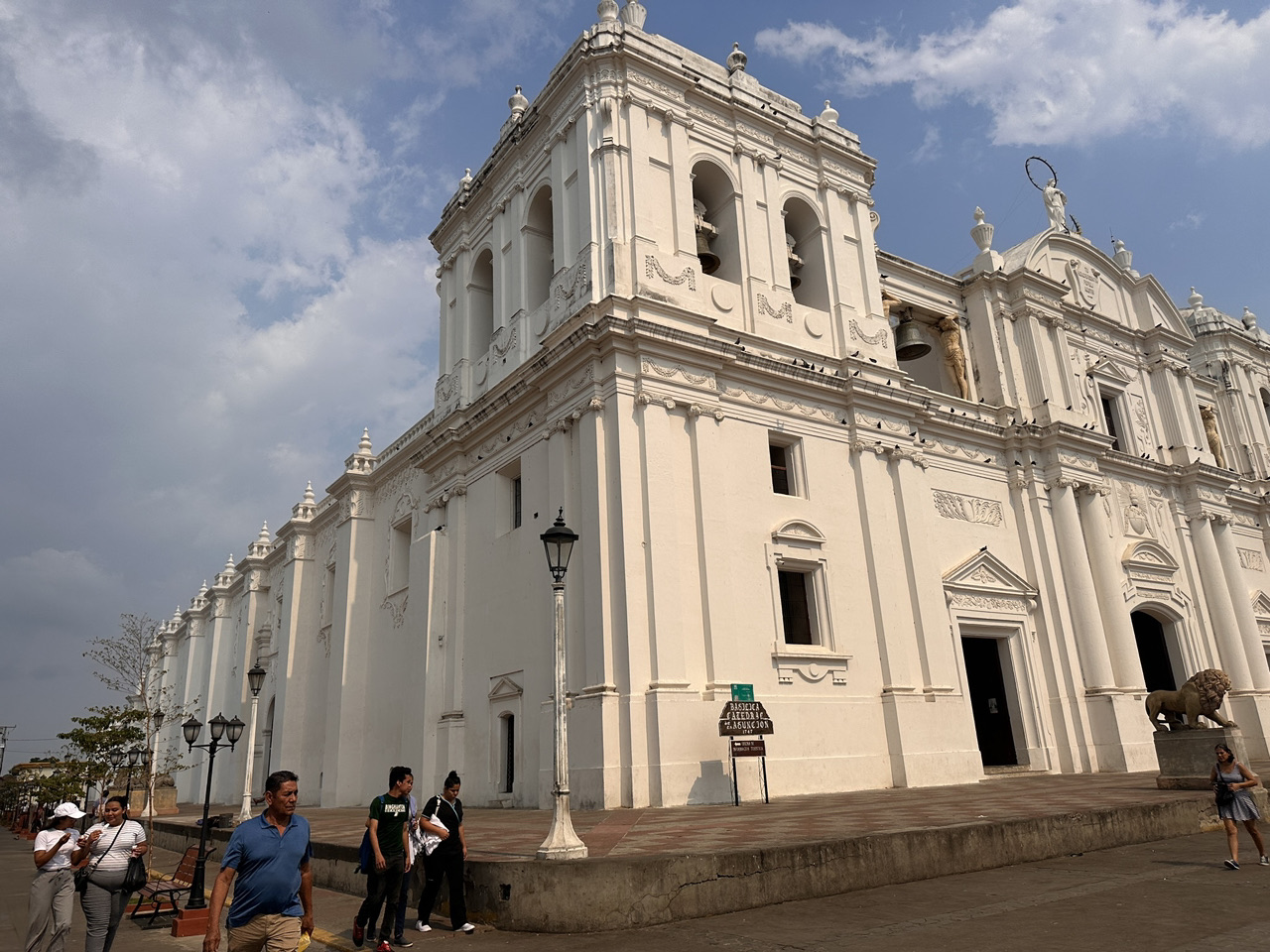 [Nhà thờ Leon (Catedral de León) | Nhà thờ lịch sử lớn nhất ở Trung Mỹ]