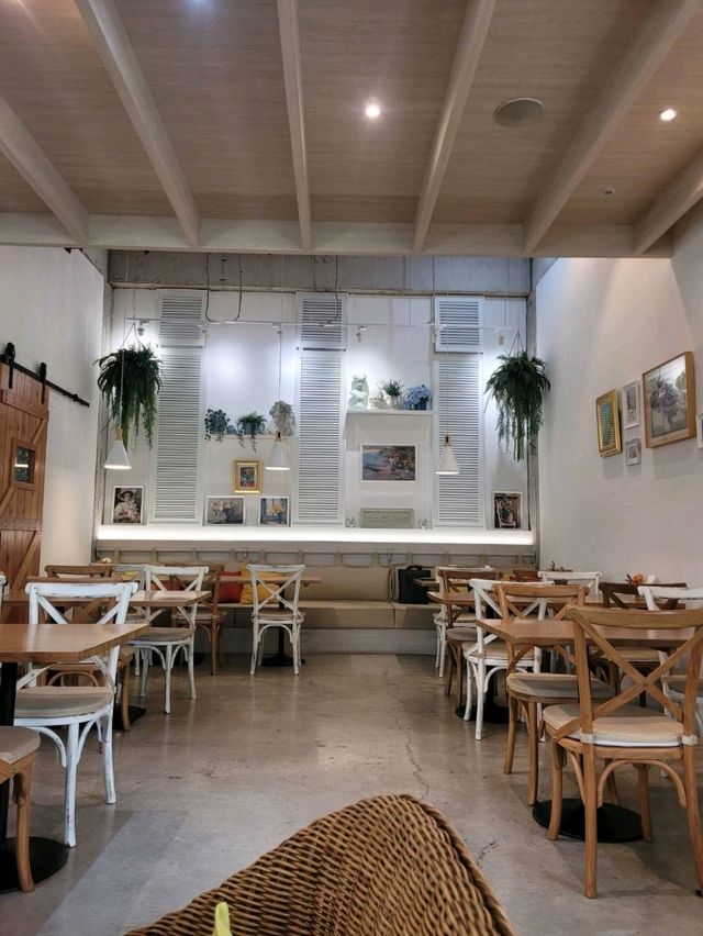 Farm Mu Cafe บางนา