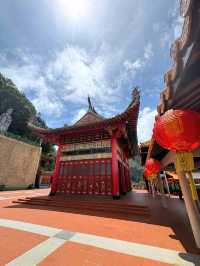 Chin Swee Cave Temple: Peace Above the Clouds