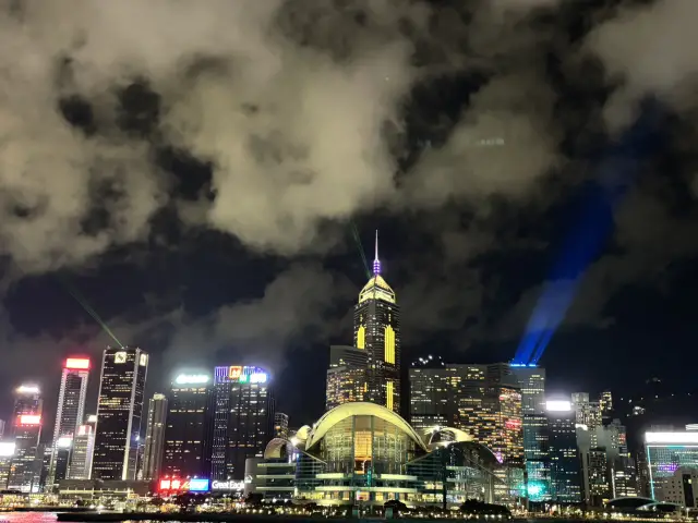 ** Hong Kong Must-Do! Bauhinia Victoria Harbour Cruise "Symphony of Lights" Dinner Buffet ** 