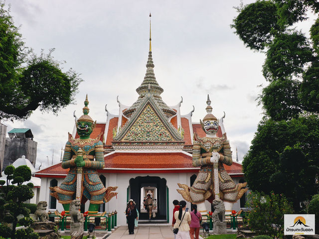 วัดอรุณราชวรารามราชวรมหาวิหาร