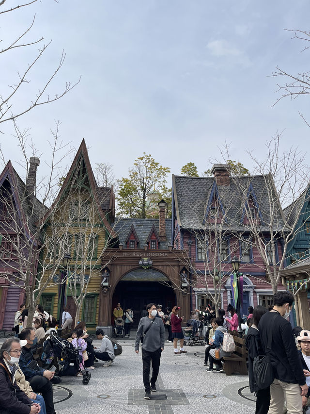 Fantasy Springs Tokyo Disneysea 🐠