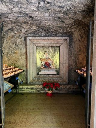 Madonna Della Corona