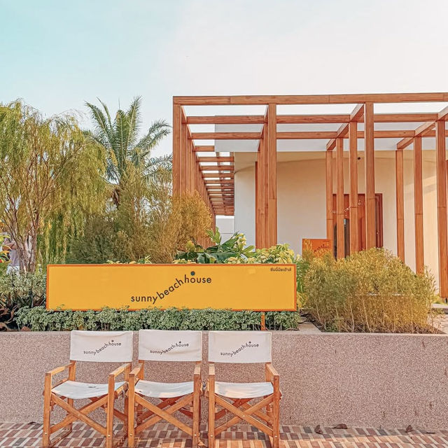 Sunny Beach House 