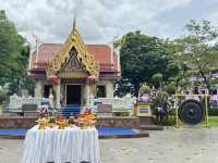 สักการะพระราชาผู้กอบกู้ชาติไทย 