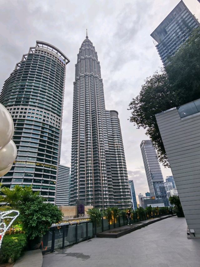 Be on time when visiting the Petronas Twin Towers!