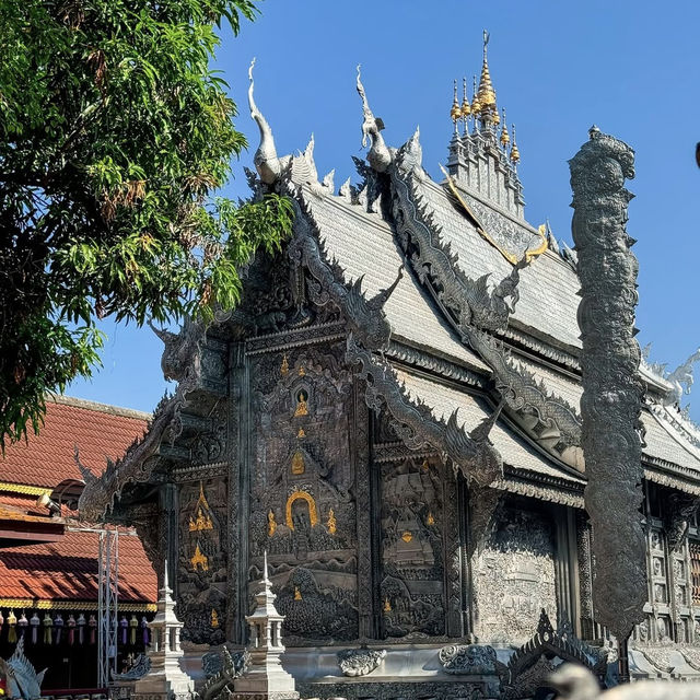 ✨🐉 *Wat Sri Suphan: Chiang Mai’s Dazzling Silver Temple* 🏯💎