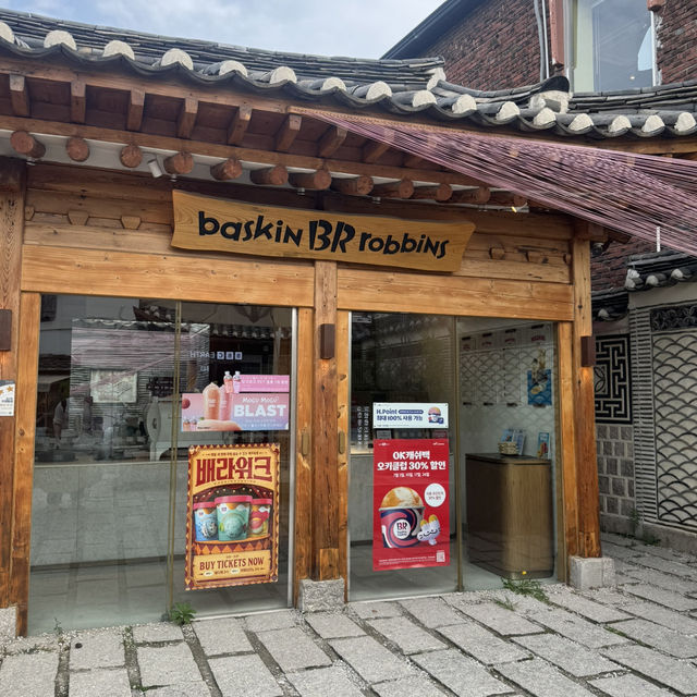 【韓国旅行】韓屋でサーティワン食べたよ！🍨