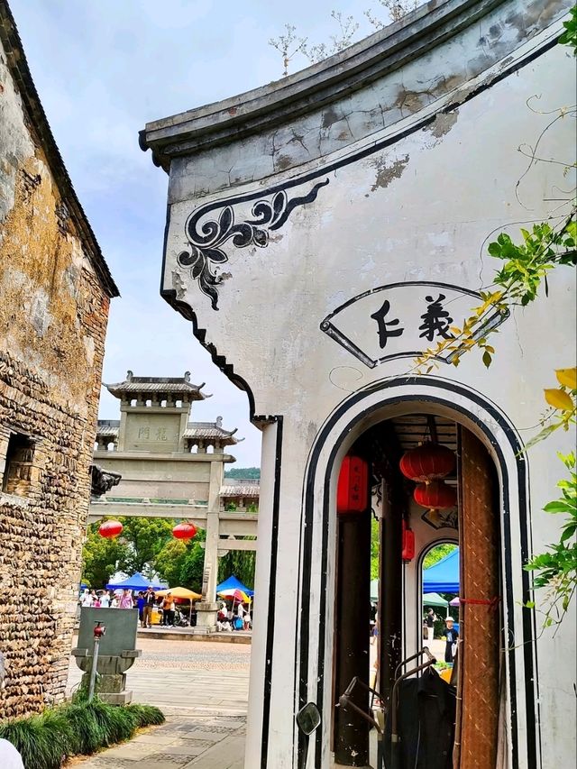 Longmen Ancient Town – The Living Museum of Sun Clan's Legacy
