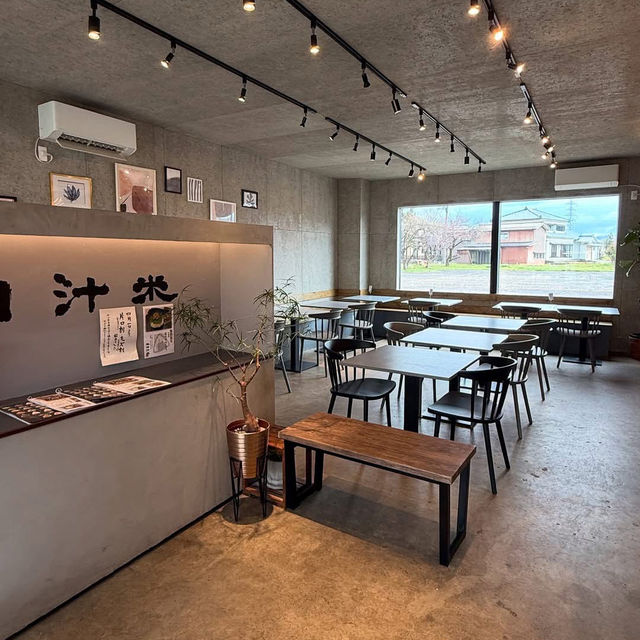 新潟🇯🇵 全日本第一的白米之鄉🌾新潟品嚐極品飯糰🍙